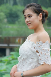 三年中文在线观看免费动漫界面